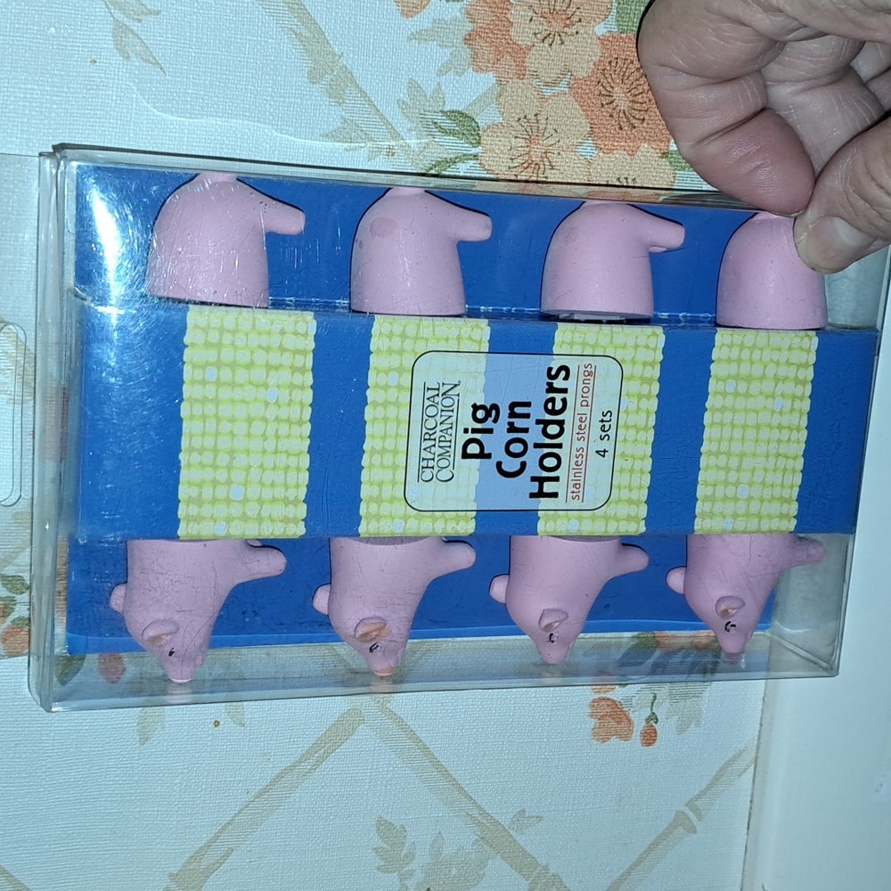 🗽Pig corn holders, stainless steel prongs set of 4/ BUNDLE ONLY
